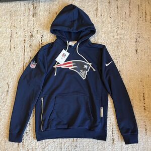 2025 Nike New England Patriots Sideline Standard Issue Sideline Hoodie Rivalries